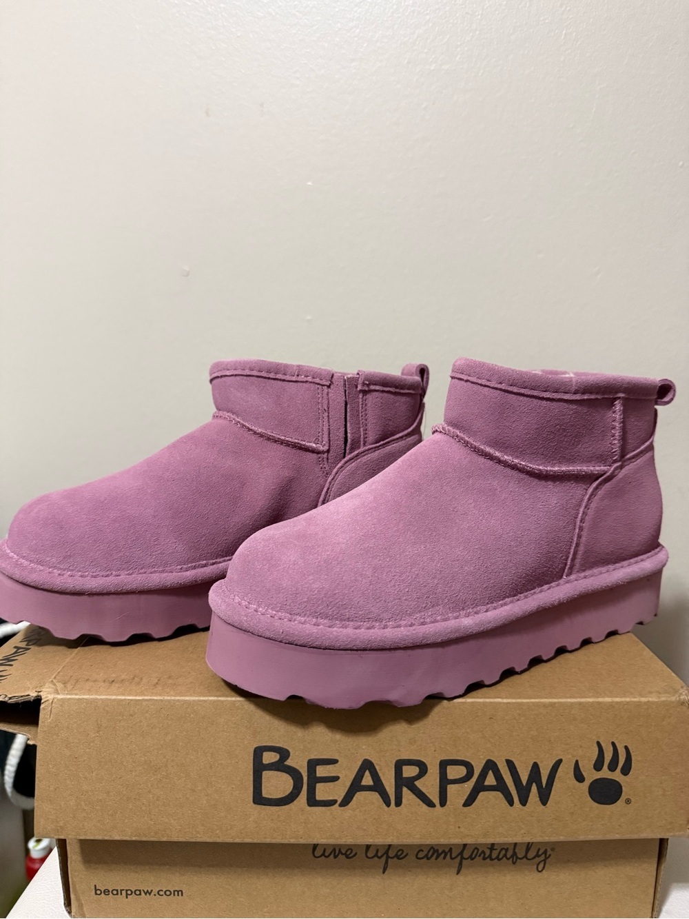 BearPaw Mauve Pink Suede Platform Short Boots